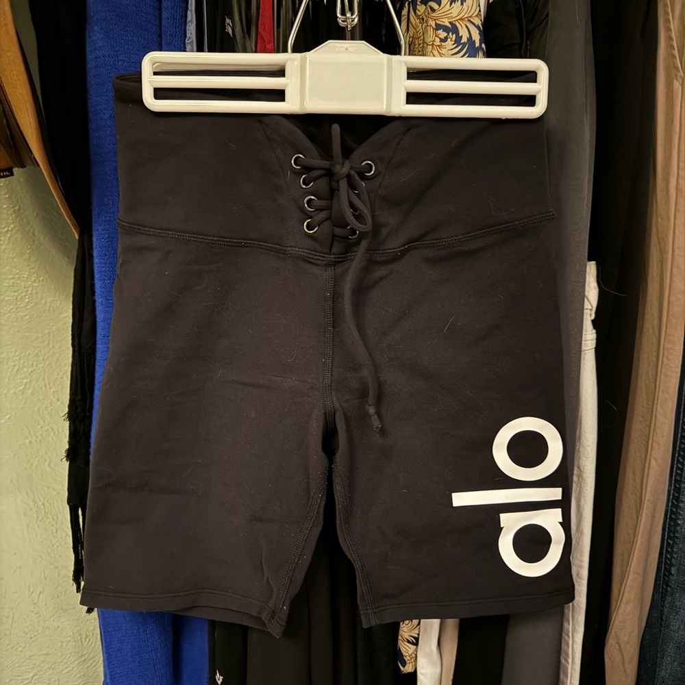 alo yoga  lace up shorts size small